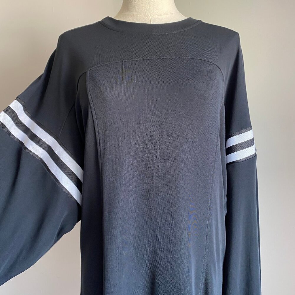 NWT GSTQ Athletic Dress Midi Long Wide Sleeve Black Beauty Size L